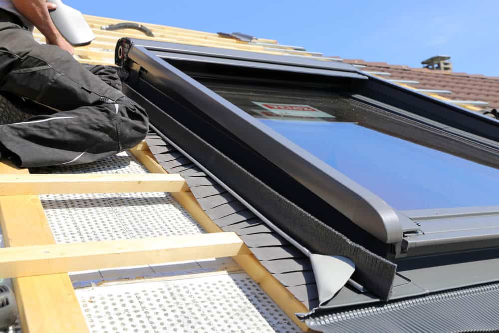 Takvinduer og montering av Velux Asker